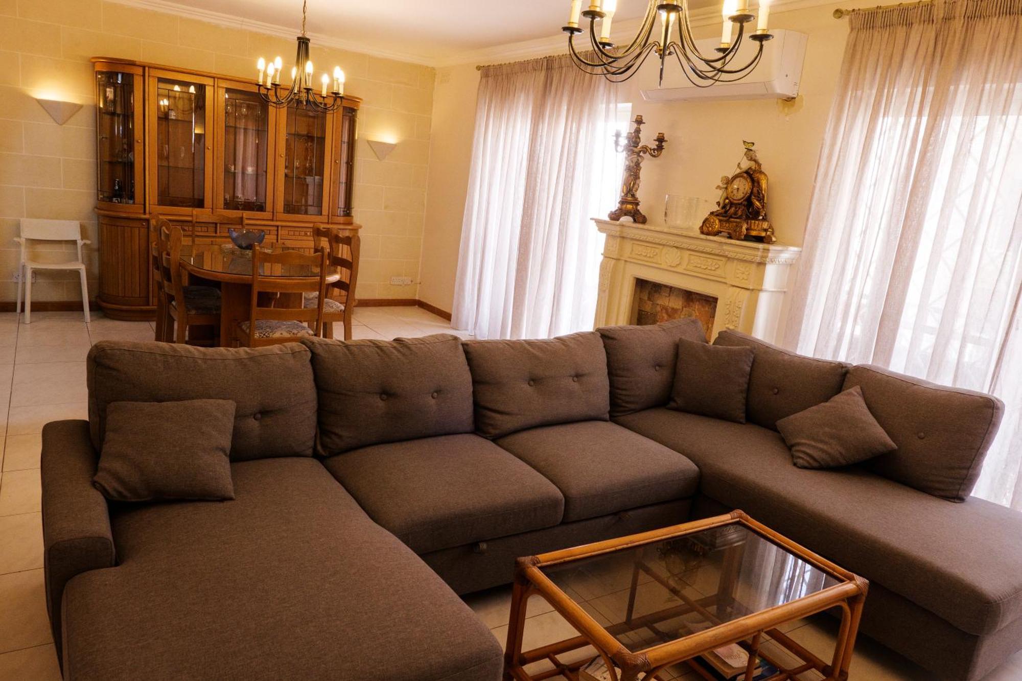 Saint Julian's St Julians Balutta Bay Huge Flat! -2Min From Seafront 아파트 외부 사진